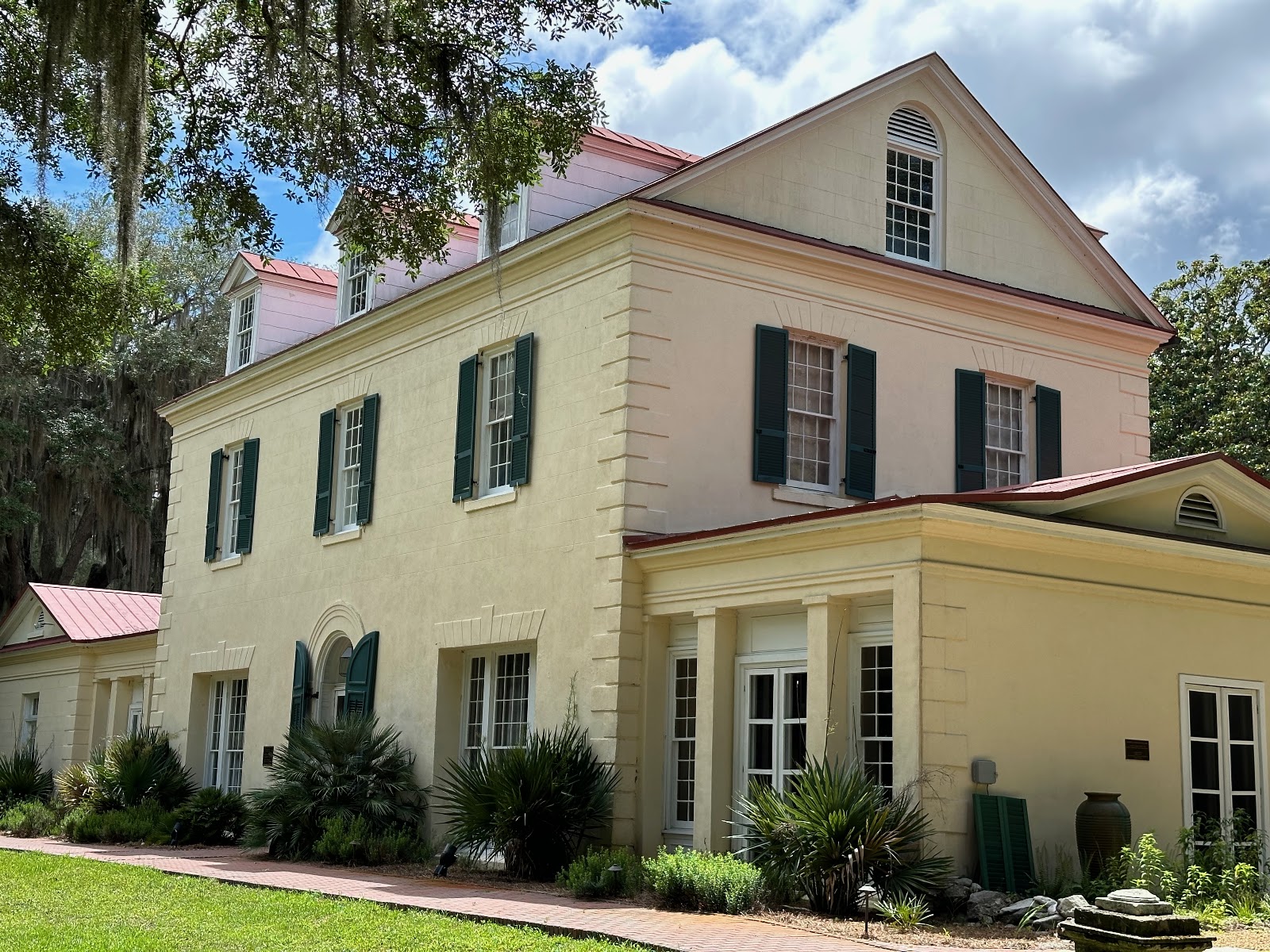 Photo of Ashantilly Center